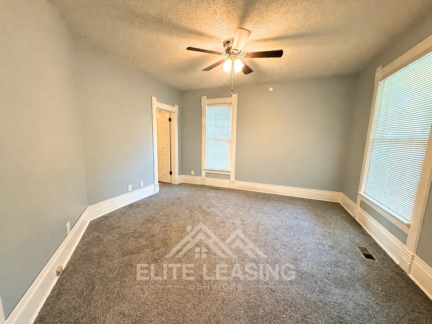Charming 3-Bedroom Home in the Oakland Neighborhood — Photo 3