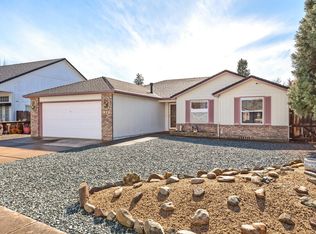 978 Westrop Dr, Central Point, OR 97502