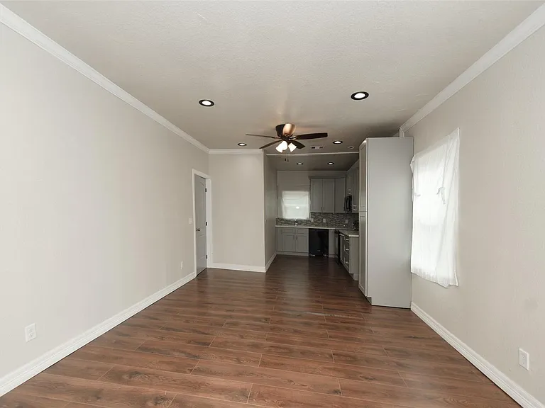 9305 Kentshire Dr — Photo 20