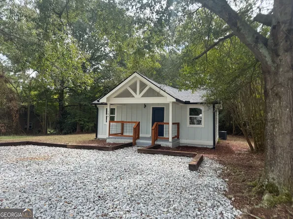 154 Cotton St, Commerce, GA 30529