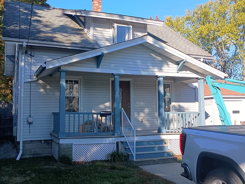 43 Roberts St #3