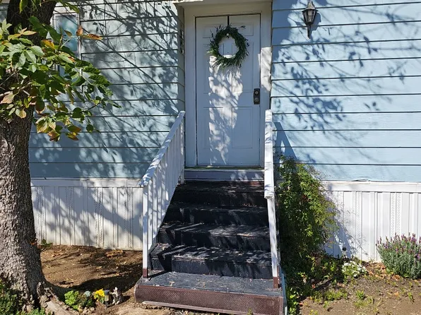 25961 Leila Dr, Homeland, CA 92548