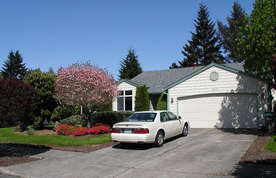 Front view (right)