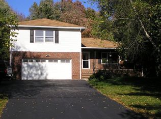 66 Robbins Rd, Branchburg, NJ 08876