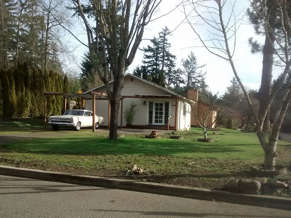 Cute small house on HUGE lot