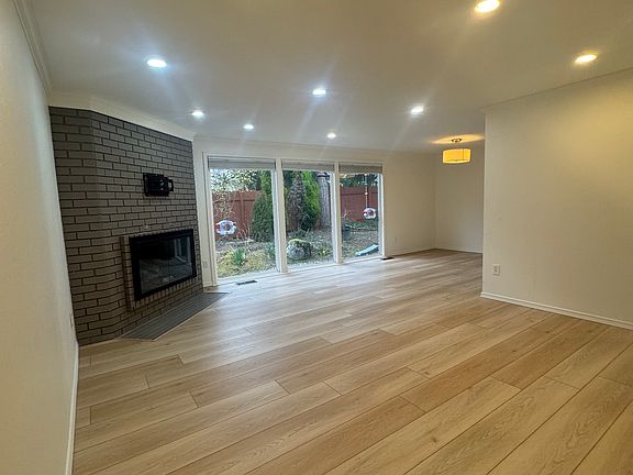 5th image of 6312 147th Ct NE