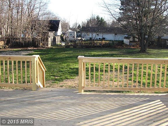 4th image of 207 Oakwood Ln