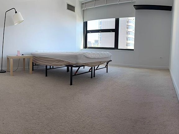 5th image of 1160 S Michigan Ave APT 1103