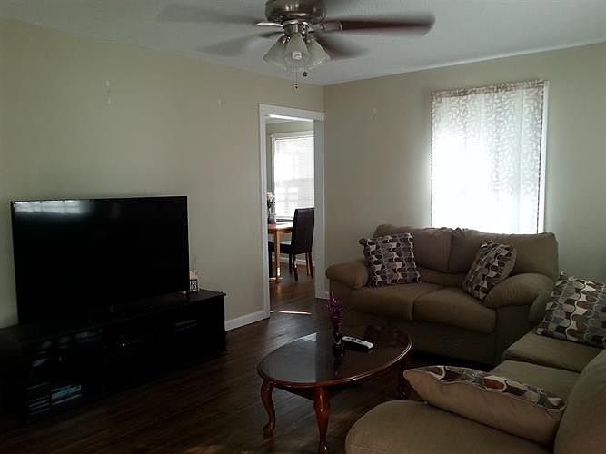 2nd image of 513 Harwell Ave