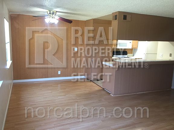 2nd image of 4424 Greenholme Dr APT 2
