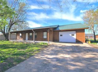 4152 Griffin Ln, Springdale, AR 72762