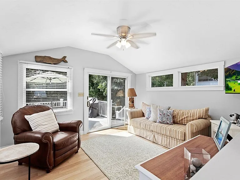 37 John Alden Rd #37 — Photo 9