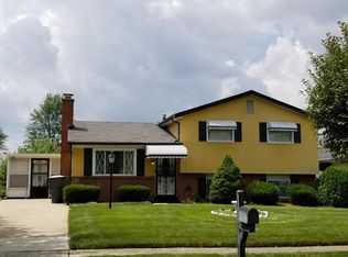 3028 Pine Valley Rd, Columbus, OH 43219