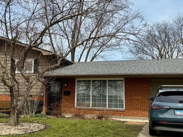 1885 N Newport Rd, Hoffman Estates, IL 60169