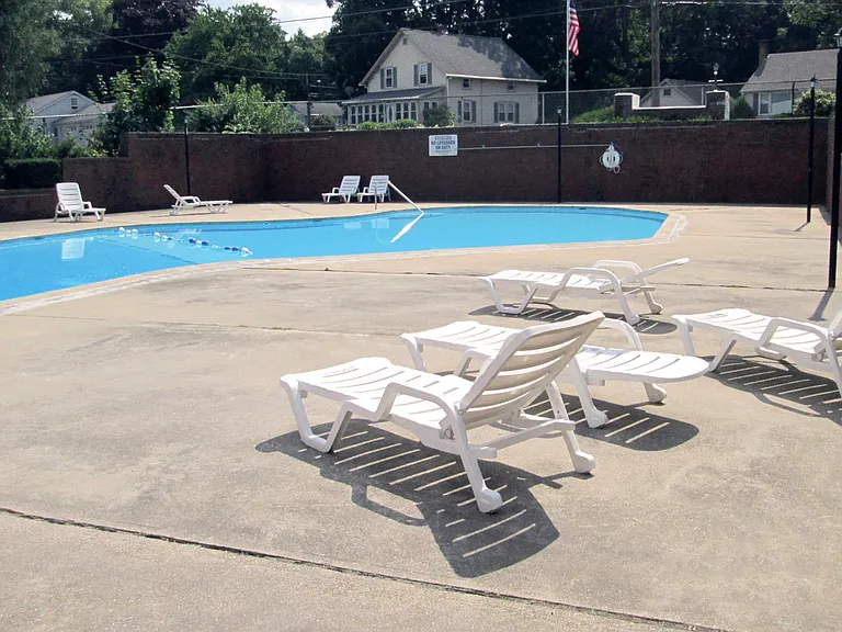 A beautiful swimming pool to relax in!