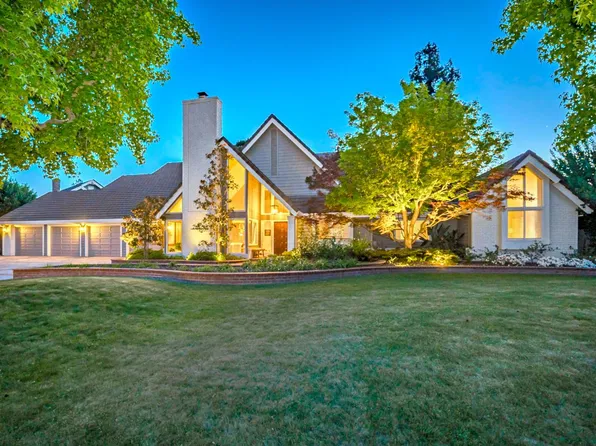 26960 E El Macero Dr, El Macero, CA 95618