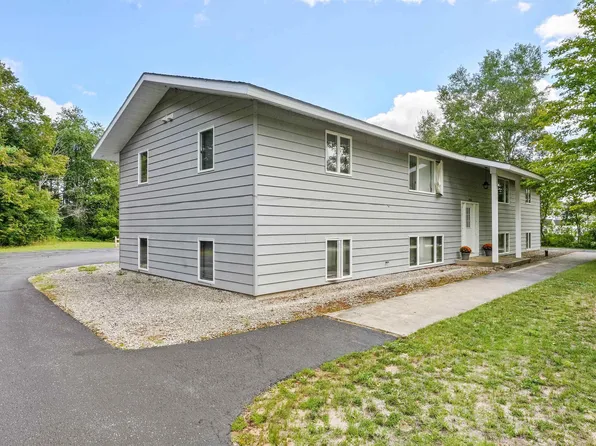 4392 Manhattan E, Traverse City, MI 49685