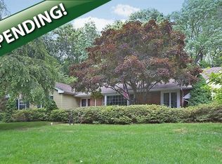 208 W Springtown Rd, Long Valley, NJ 07853