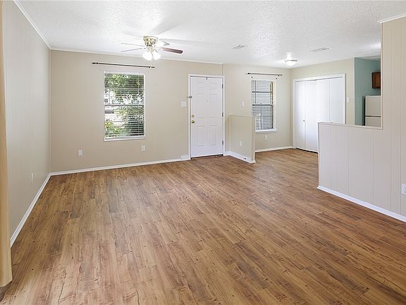 5th image of 3307 Longleaf Ct