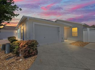 2281 Crestview St, The Villages, FL 32162