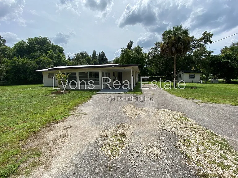 7906 Suncoast Dr — Photo 28