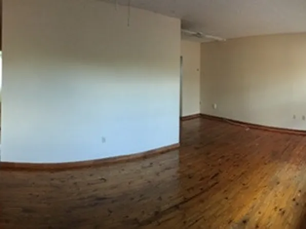 7945 East Dr APT 307, North Bay Village, FL 33141