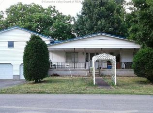 104 Layne St, Letart, WV 25253