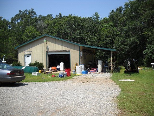 2nd image of 13101 Lipscomb Rd