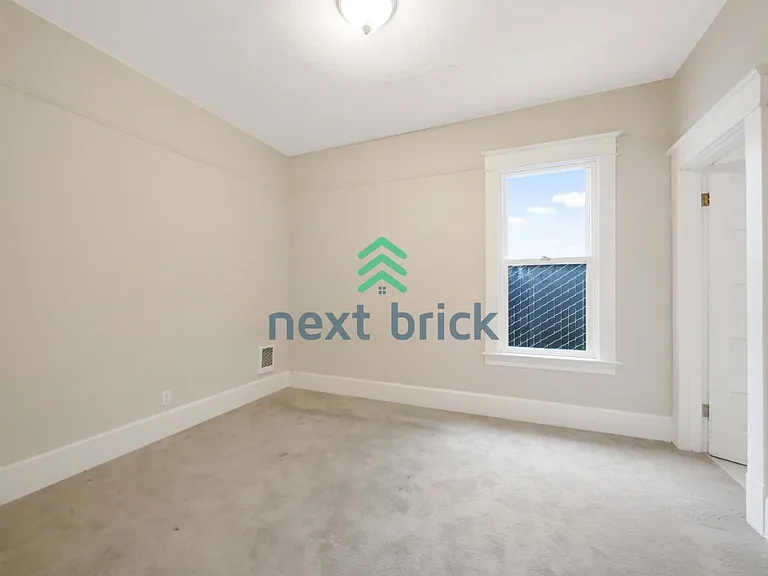 3615 Colby Ave — Photo 10
