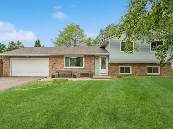 7301 Drew Ave N, Brooklyn Park, MN 55443