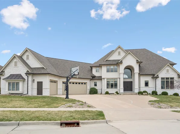 3805 144th St, Urbandale, IA 50323