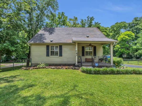 214 W Cedar St, Goodlettsville, TN 37072