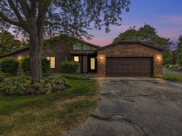 2328 Bridle Creek St SE, Kentwood, MI 49508