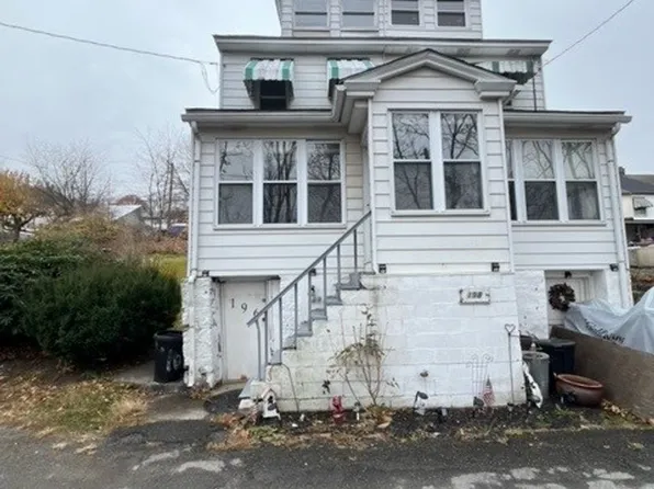 196 S Railroad St, Tamaqua, PA 18252