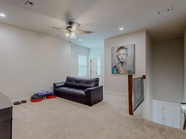 112 Pindo Palm Dr — Photo 35