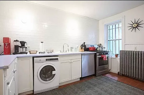 Rented by Corcoran | media 21