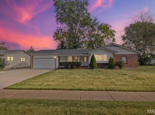 1522 Sherwood Forest Dr, Florissant, MO