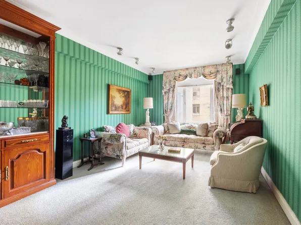 115 Central Park West image 6 of 8