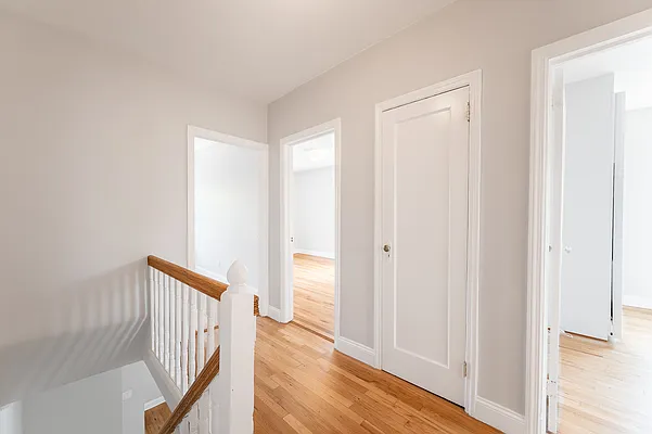 Sold by Modern Spaces | media 12