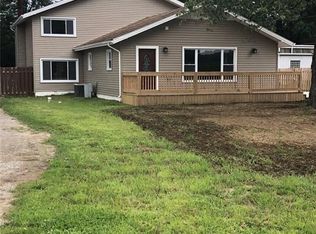 27248 Cook Rd, Olmsted Township, OH 44138