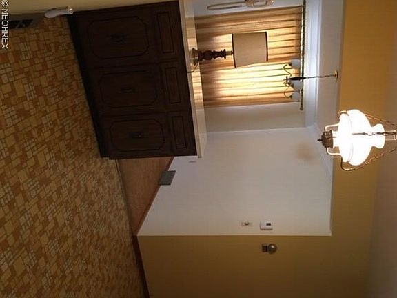 5th image of 10244 Harmony Ln