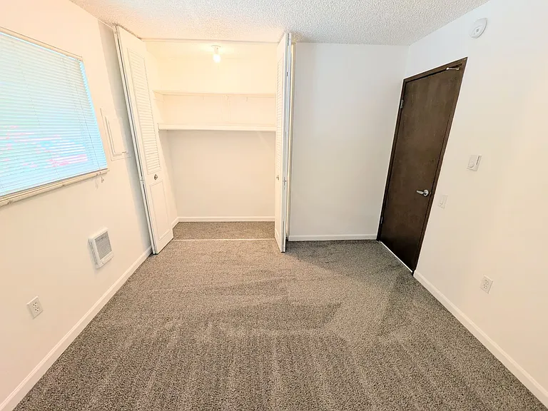 Kingcity Apartments — Photo 82