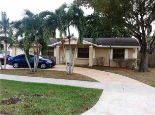 12860 SW 9th Pl, Davie, FL 33325