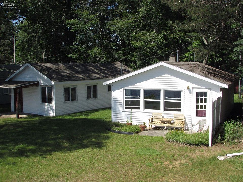 2nd image of 124 N Baldwin Resort Rd