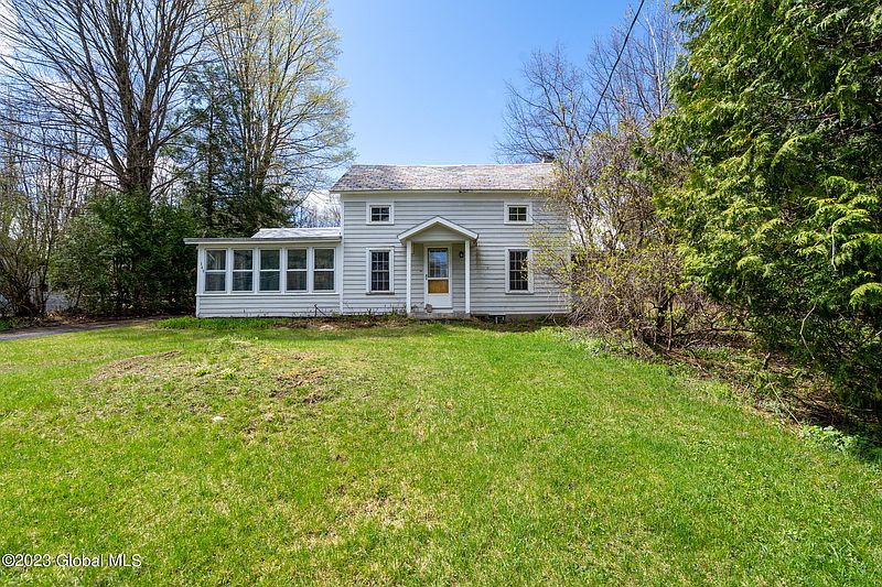 2nd image of 149 Hadlock Pond Road
