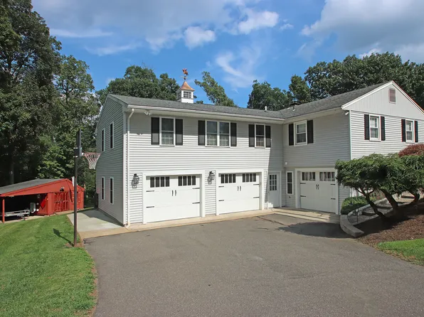 71 Maltby Lane, North Branford, CT 06472