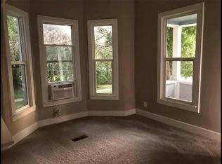 1802 Riverside Ave APT 1, Saint Charles, IL 60174