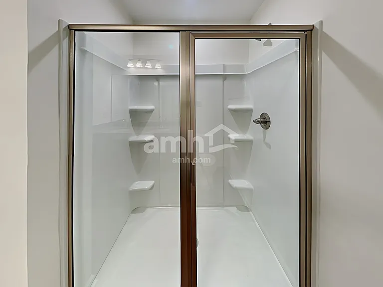 612 Hamilton Park Dr — Photo 13