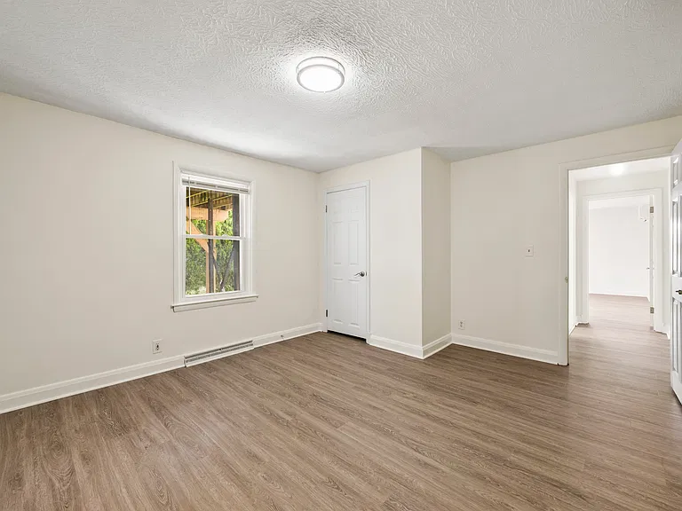 9432 Lyons Mill Rd — Photo 15