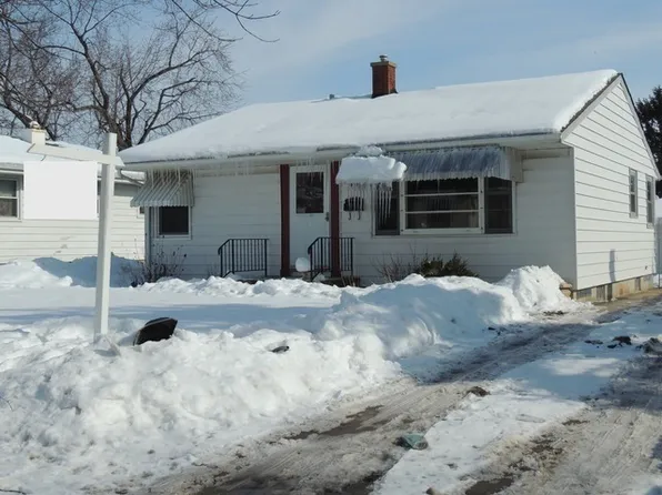 1504 Dearborn St, Joliet, IL 60435